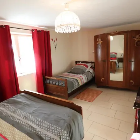 Authentique Avec Jardin, Terrasse Et Wifi Pres De Salers Et Puy Mary - Fr-1-742-153 بيت للعطل *