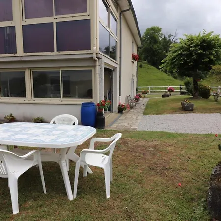 Authentique Avec Jardin, Terrasse Et Wifi Pres De Salers Et Puy Mary - Fr-1-742-153 بيت للعطل *